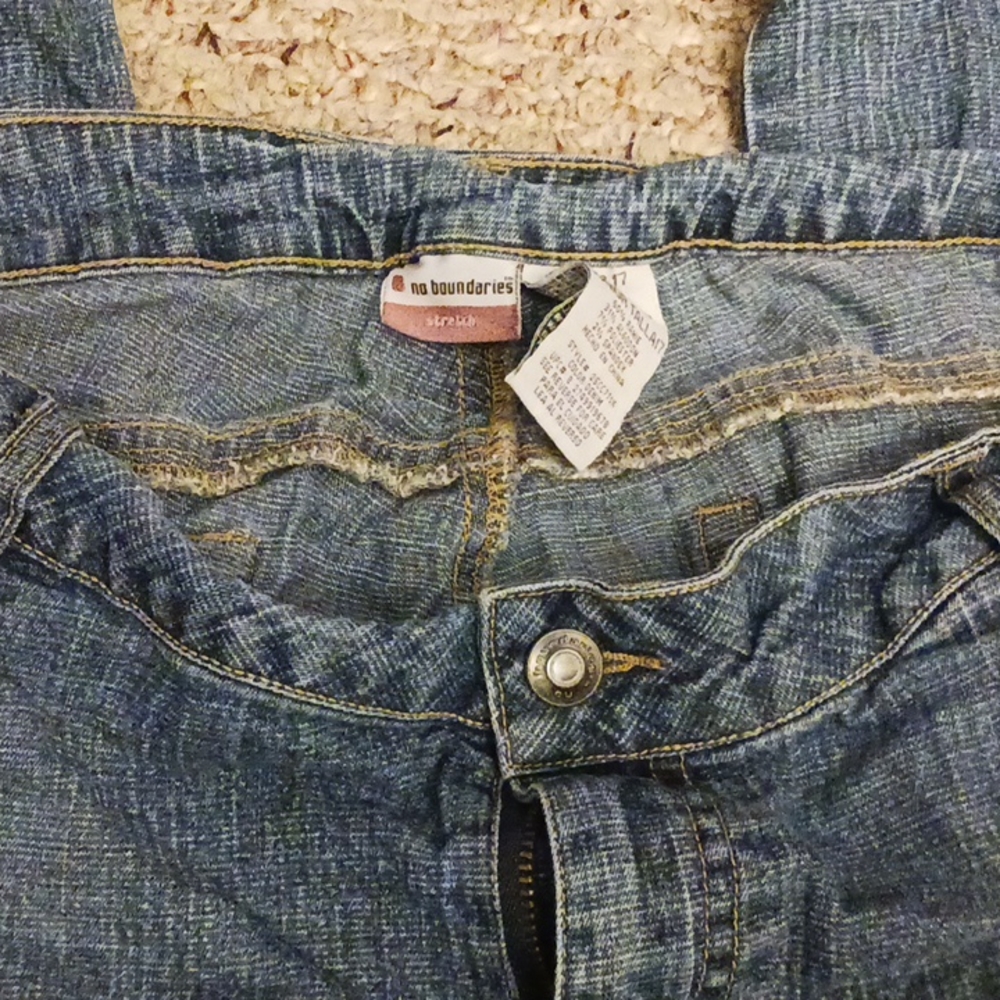 No boundaries size 17 junior